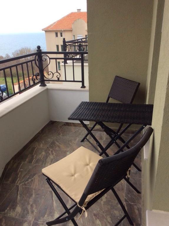 Apartment Morskoi Gnom Burgas Exterior photo